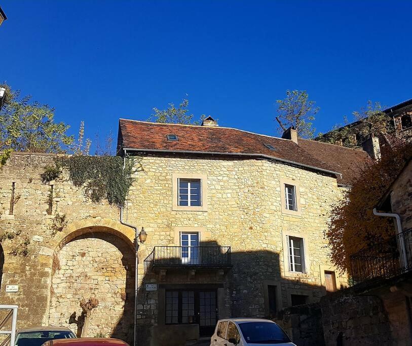 Aux Portes De L'Abbaye Saint-Cyprien  Esterno foto